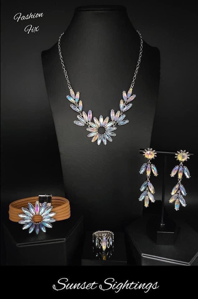 Paparazzi Accessories Sunset Sitings: July 2022 FF Fueled by abstract designs and funky combinations of the most daring trends, the Sunset Sightings Collection features audacious, outside-the-box fashion. Sunset Sightings fashionistas celebrate individual