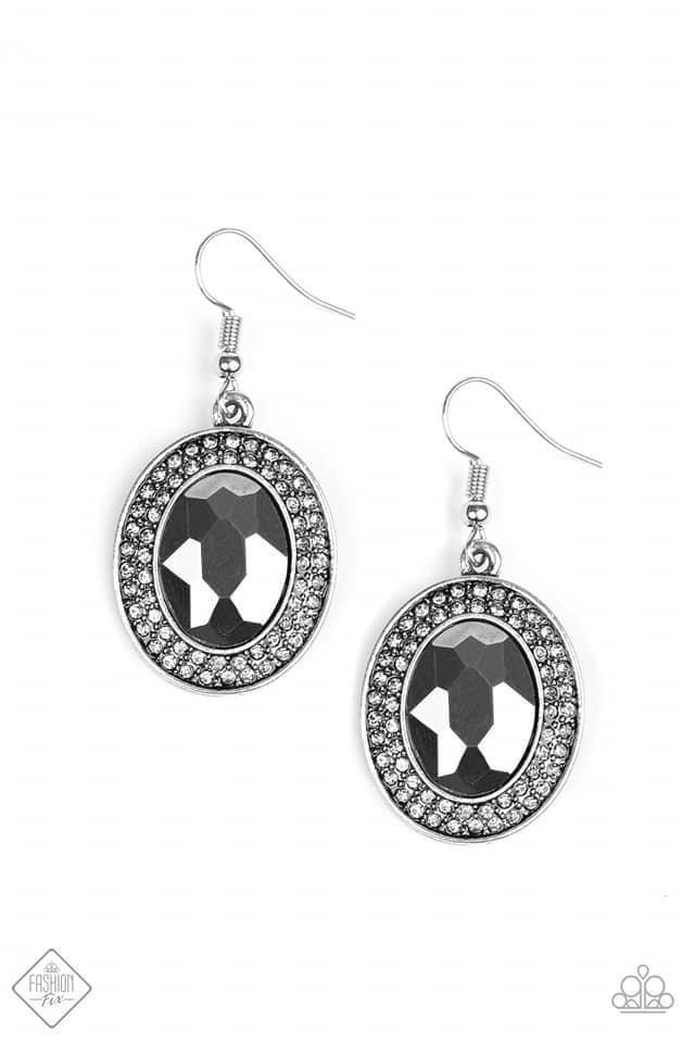 Paparazzi Accessories Magnificent Musings: FF September 2019 The Magnificent Mile in Chicago is where we pulled our inspiration for the Magnificent Musings collection. With a range of shopping venues, the Magnificent Mile is a hub for classic trends with