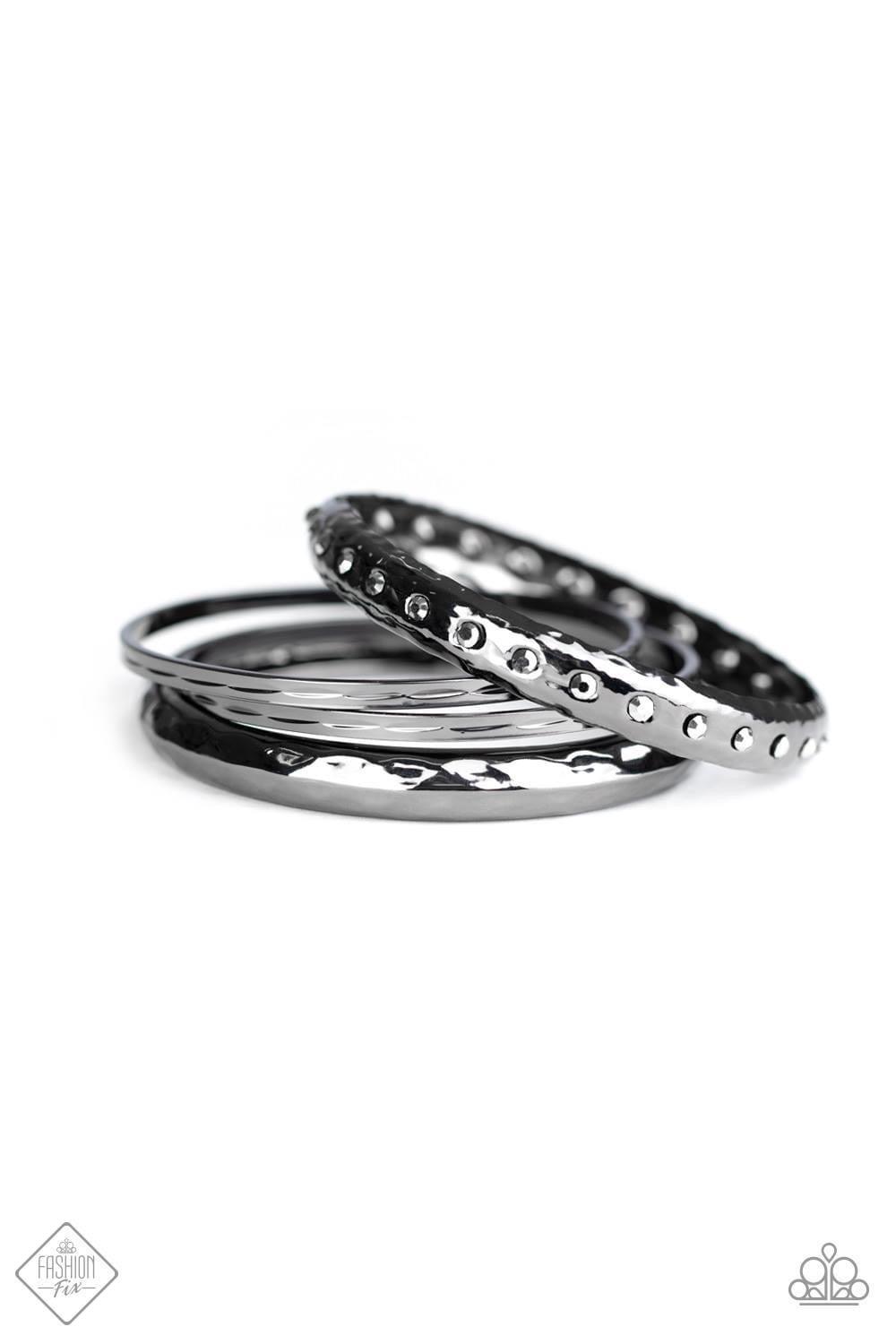 Paparazzi Accessories Magnificent Musings: FF July 2020 The Magnificent Mile in Chicago is where we pulled our inspiration for the Magnificent Musings collection. With a range of shopping venues, the Magnificent Mile is a hub for classic trends with urban