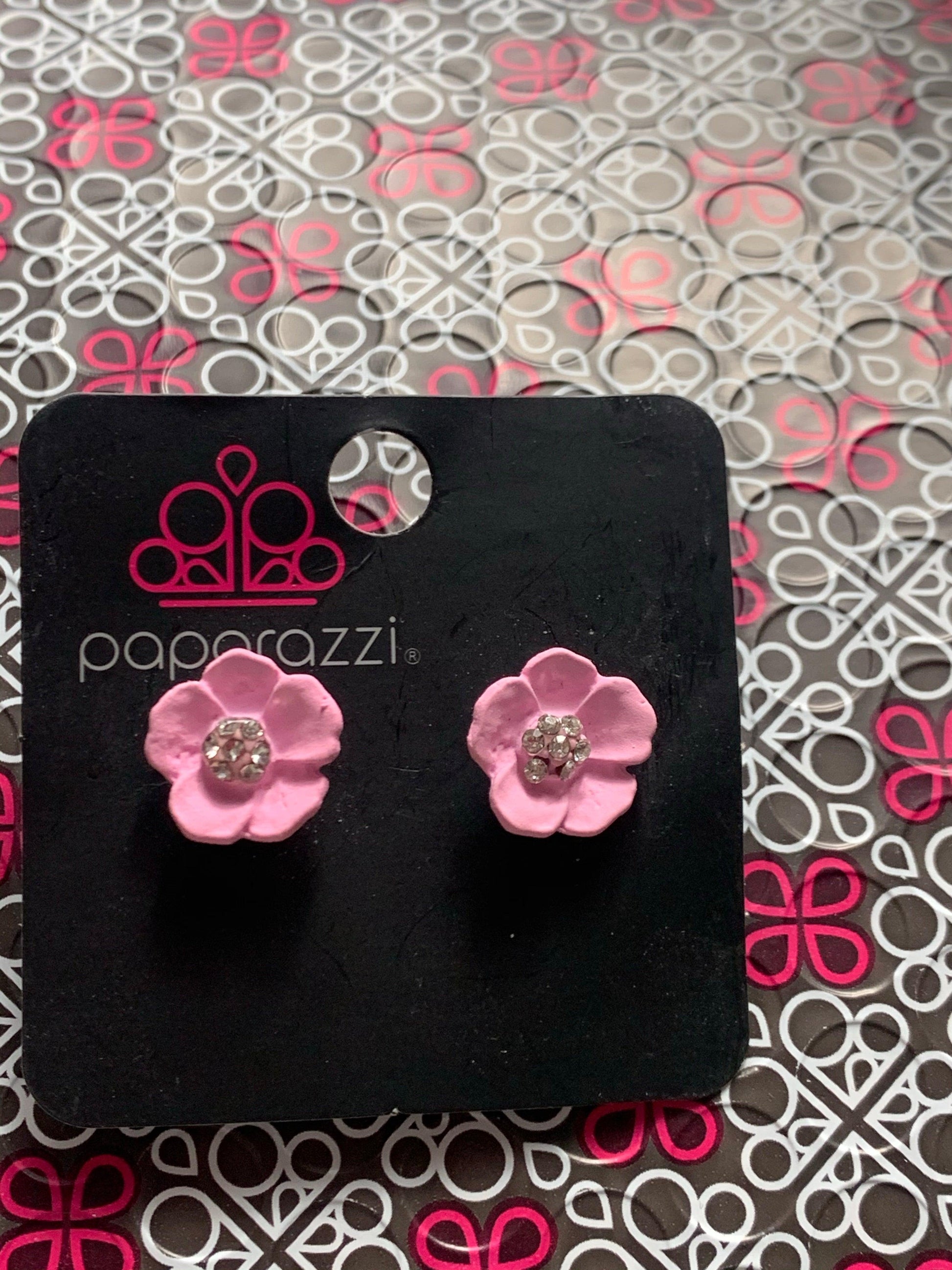 Paparazzi Accessories Starlet Shimmer Earrings: #14 ~Pink