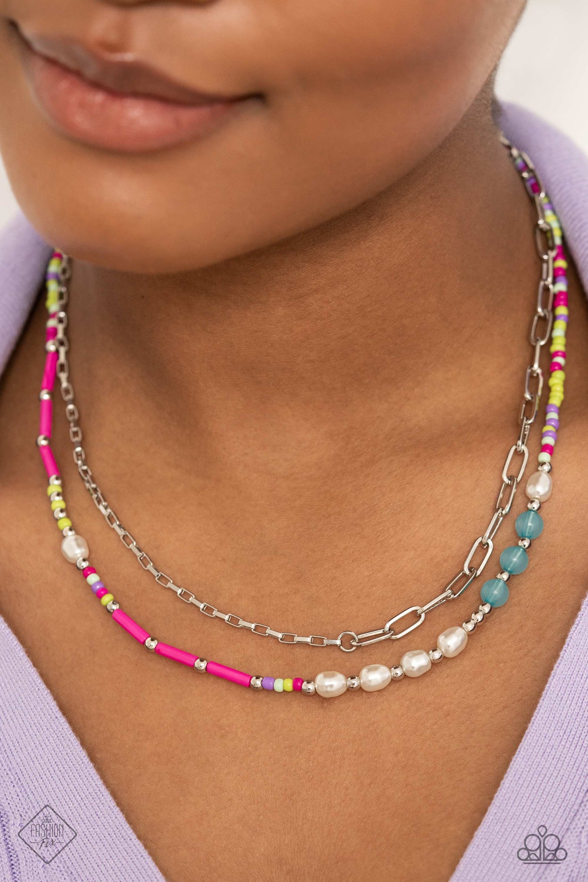 Paparazzi Accessories Sunset Sitings : FF January 2023 Fueled by abstract designs and funky combinations of the most daring trends, the Sunset Sightings Collection features audacious, outside-the-box fashion. Sunset Sightings fashionistas celebrate indivi