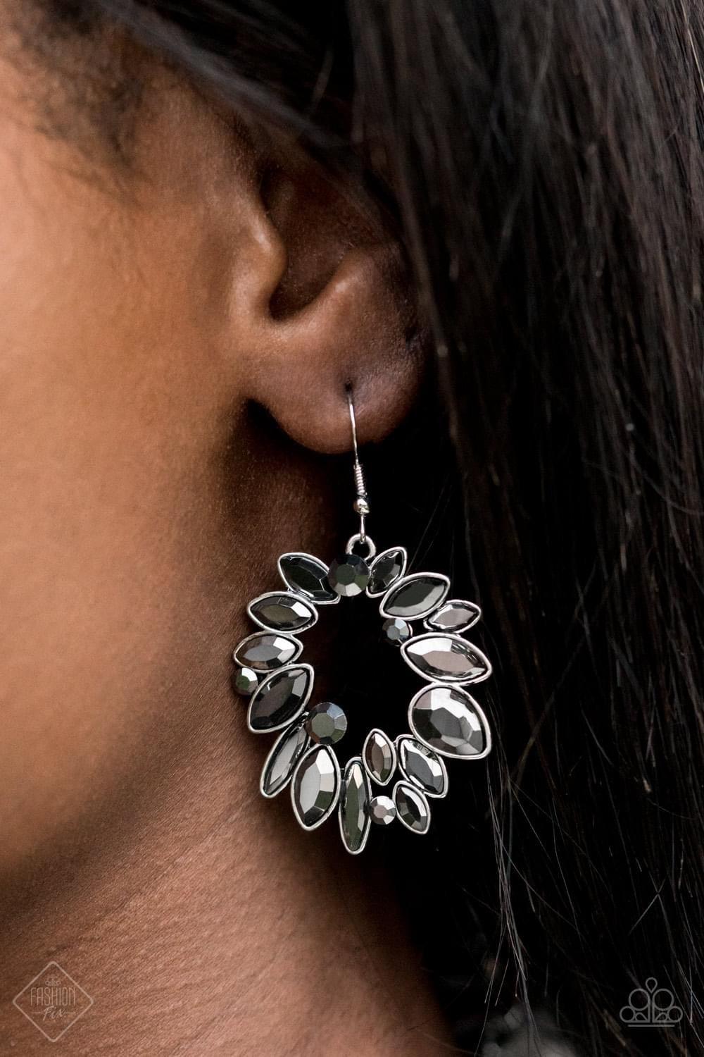 Paparazzi Accessories Magnificent Musings : FF October 2020 The Magnificent Mile in Chicago is where we pulled our inspiration for the Magnificent Musings collection. With a range of shopping venues, the Magnificent Mile is a hub for classic trends with u