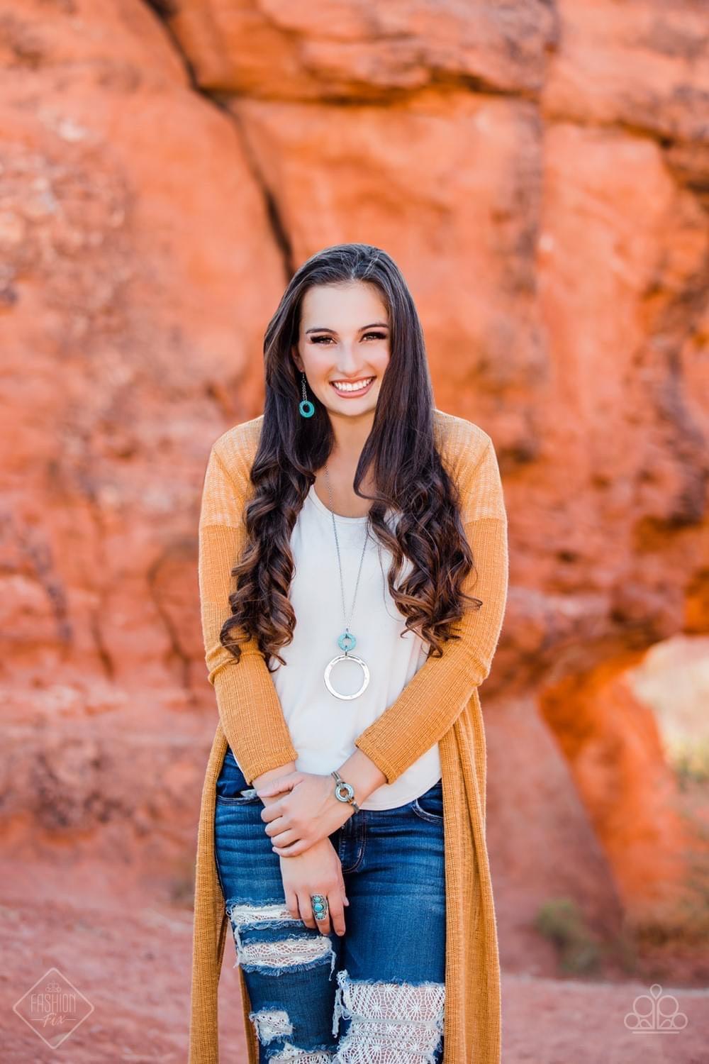 Paparazzi Accessories Simply Santa Fe: FF November 2019 Earthy, desert-inspired designs are what the Simply Santa Fe collection is all about. Natural stones, indigenous patterns, and vibrant colors of the Southwest are sprinkled throughout this trendy col