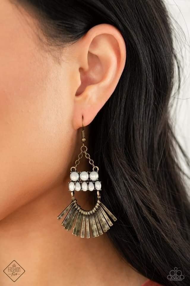 Paparazzi Accessories Sunset Sitings; FF May 2021 Trendsetters are sure to gravitate towards the accessories found in the Sunset Sightings collection. Featuring more drastic designs, bold colors, and funky combinations found outside the box, the pieces of