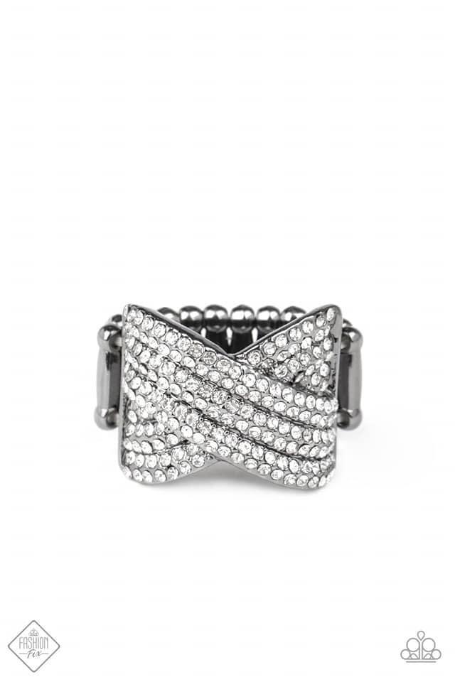 Paparazzi Accessories Magnificent Musings: FF September 2020 The Magnificent Mile in Chicago is where we pulled our inspiration for the Magnificent Musings collection. With a range of shopping venues, the Magnificent Mile is a hub for classic trends with