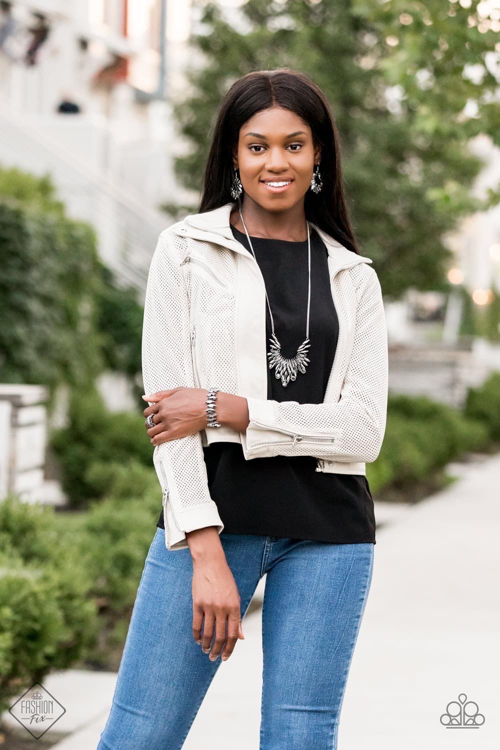 Paparazzi Accessories Magnificent Musings : FF October 2020 The Magnificent Mile in Chicago is where we pulled our inspiration for the Magnificent Musings collection. With a range of shopping venues, the Magnificent Mile is a hub for classic trends with u