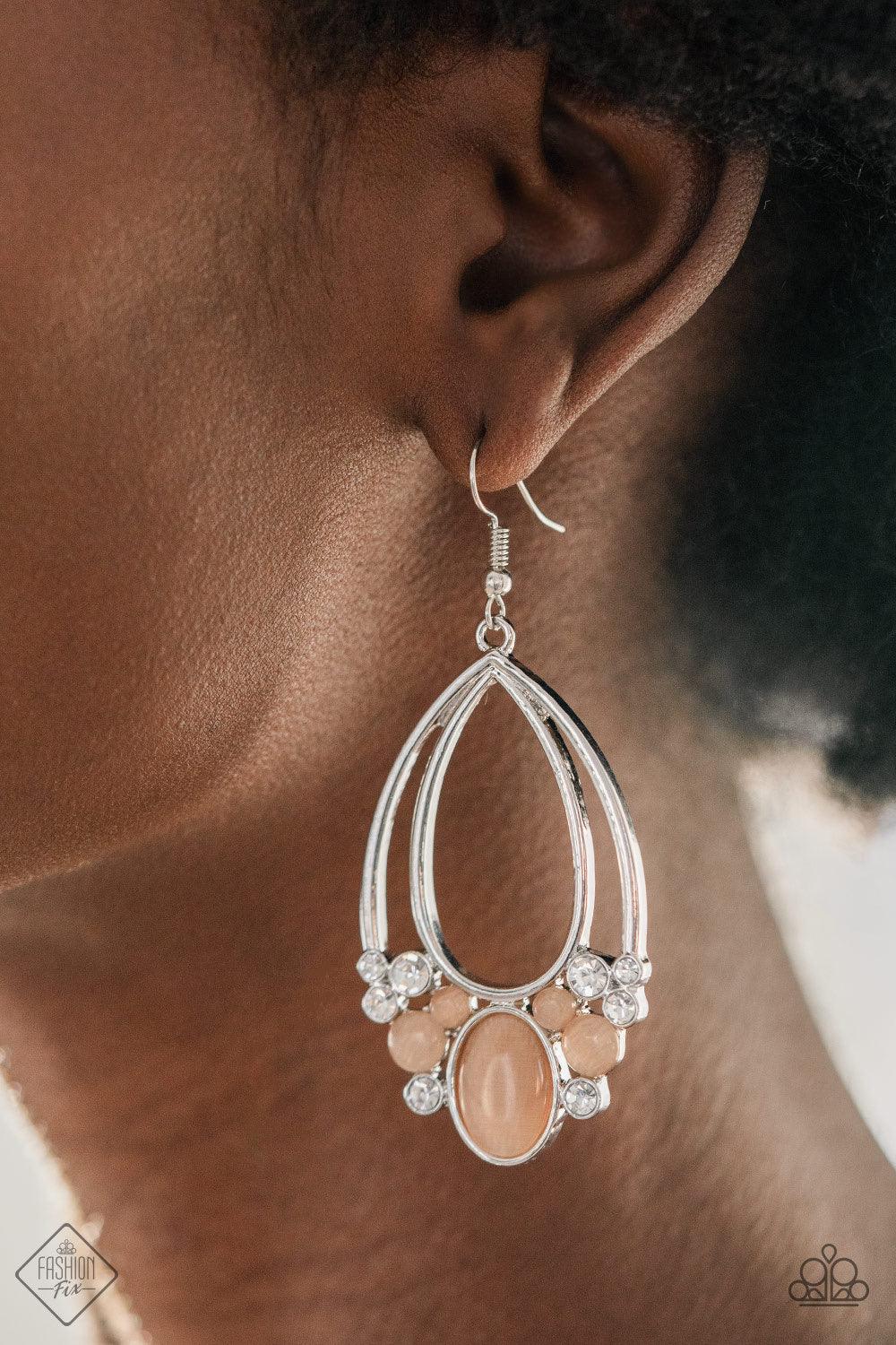 Paparazzi Accessories Glimpses of Malibu: February 2021 FF The Glimpses of Malibu collection was created with inspiration from the styles of Malibu, CA. Styles in this Trend Blend will feature fun, livable fashion with an upscale flavor. The color are usu