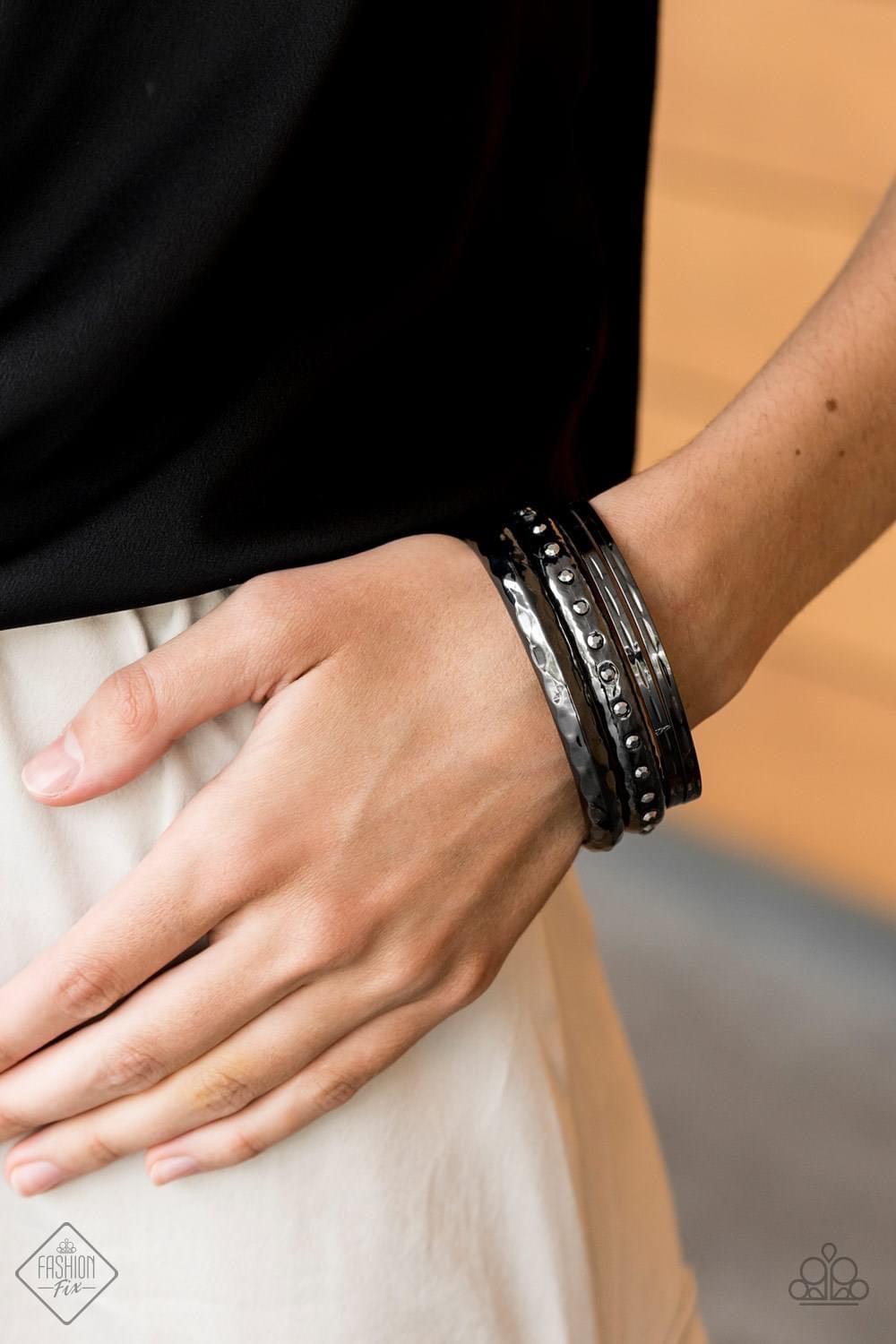 Paparazzi Accessories Magnificent Musings: FF July 2020 The Magnificent Mile in Chicago is where we pulled our inspiration for the Magnificent Musings collection. With a range of shopping venues, the Magnificent Mile is a hub for classic trends with urban