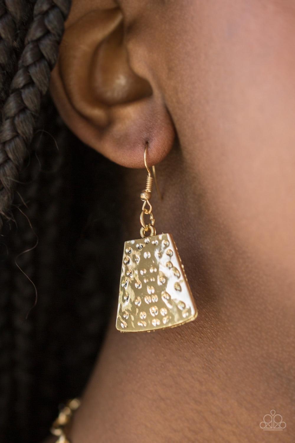 Paparazzi Accessories Here Comes Huntress - Gold Featuring flared edges, delicately hammered gold plates link below the collar for a fierce look. Features an adjustable clasp closure. Jewelry