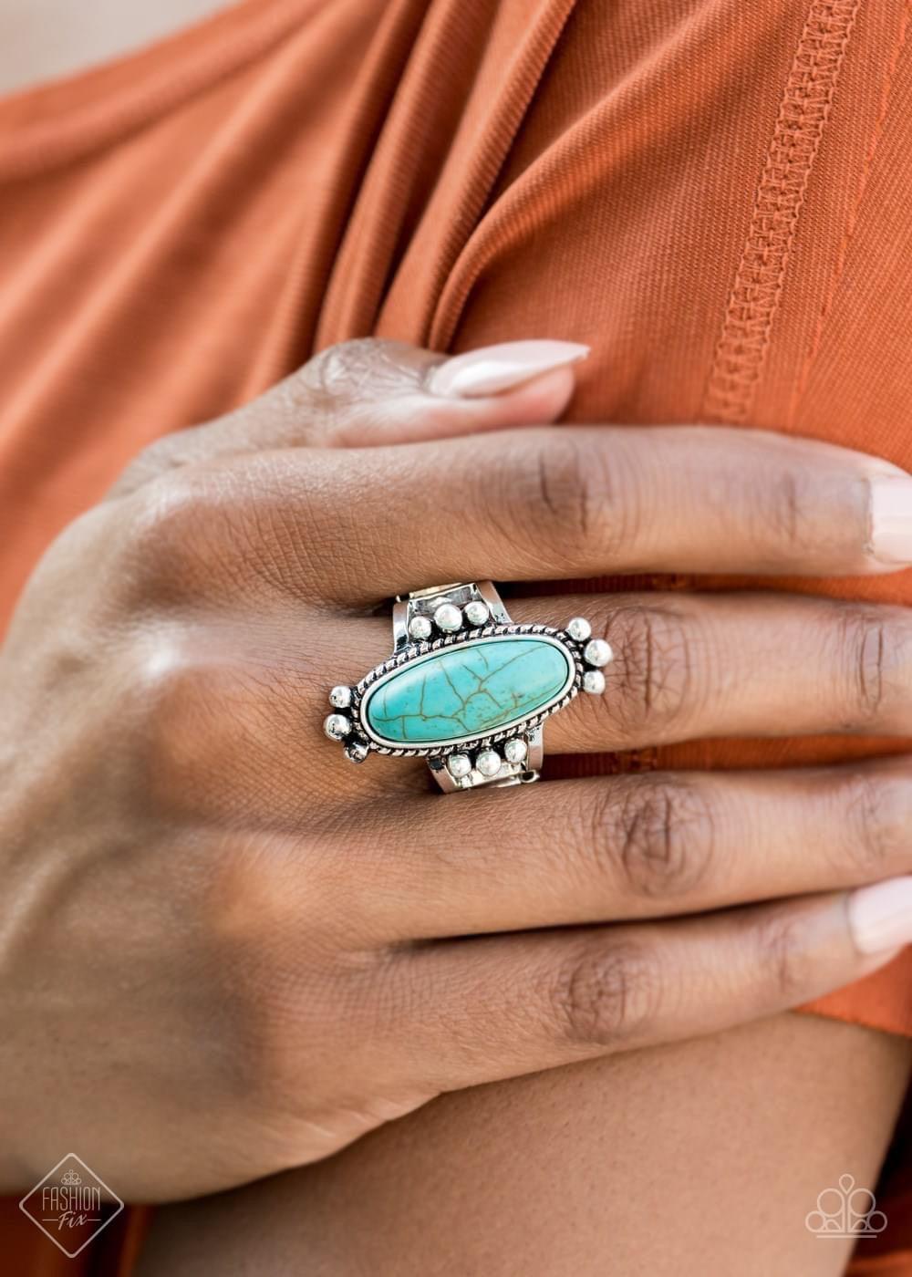 Paparazzi Accessories Simply Santa Fe: FF October 2020 Earthy, desert-inspired designs are what the Simply Santa Fe collection is all about. Natural stones, indigenous patterns, and vibrant colors of the Southwest are sprinkled throughout this trendy coll
