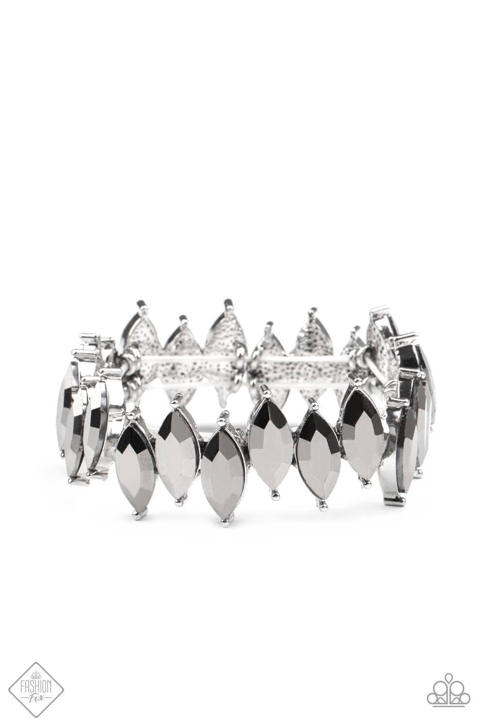 Paparazzi Accessories Magnificent Musings : FF October 2020 The Magnificent Mile in Chicago is where we pulled our inspiration for the Magnificent Musings collection. With a range of shopping venues, the Magnificent Mile is a hub for classic trends with u