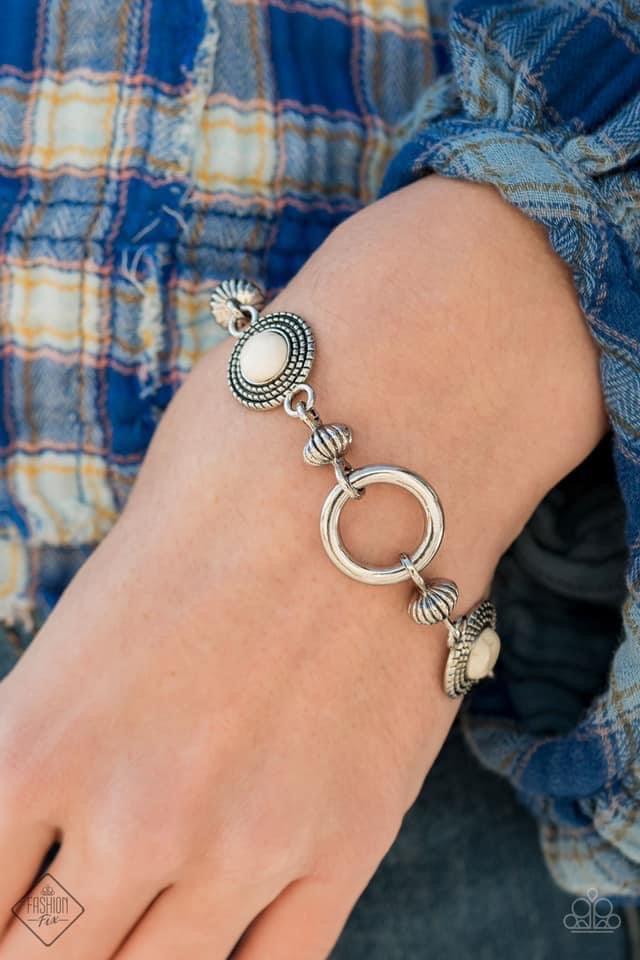 Paparazzi Accessories Simply Santa Fe - January 2021 FF Earthy, desert-inspired designs are what the Simply Santa Fe collection is all about. Natural stones, indigenous patterns, and vibrant colors of the Southwest are sprinkled throughout this trendy col