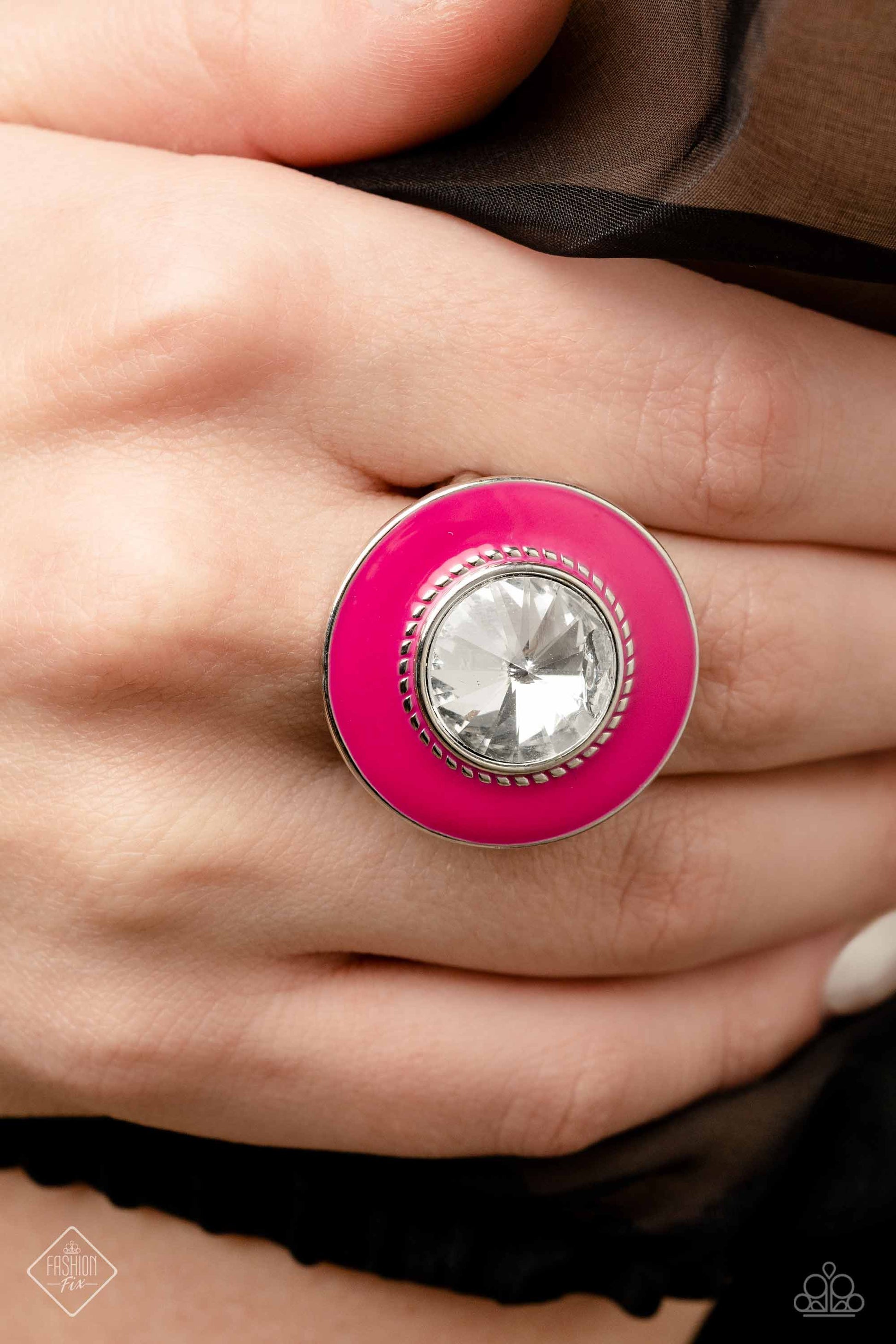 Paparazzi Accessories Glimpses of Malibu: FF January 2023 Featuring playful styles accented with fun pops of color, the Glimpses of Malibu Collection is an endearing assortment of cheerful and whimsical laid-back fashion. From the bubbly outgoing socialit