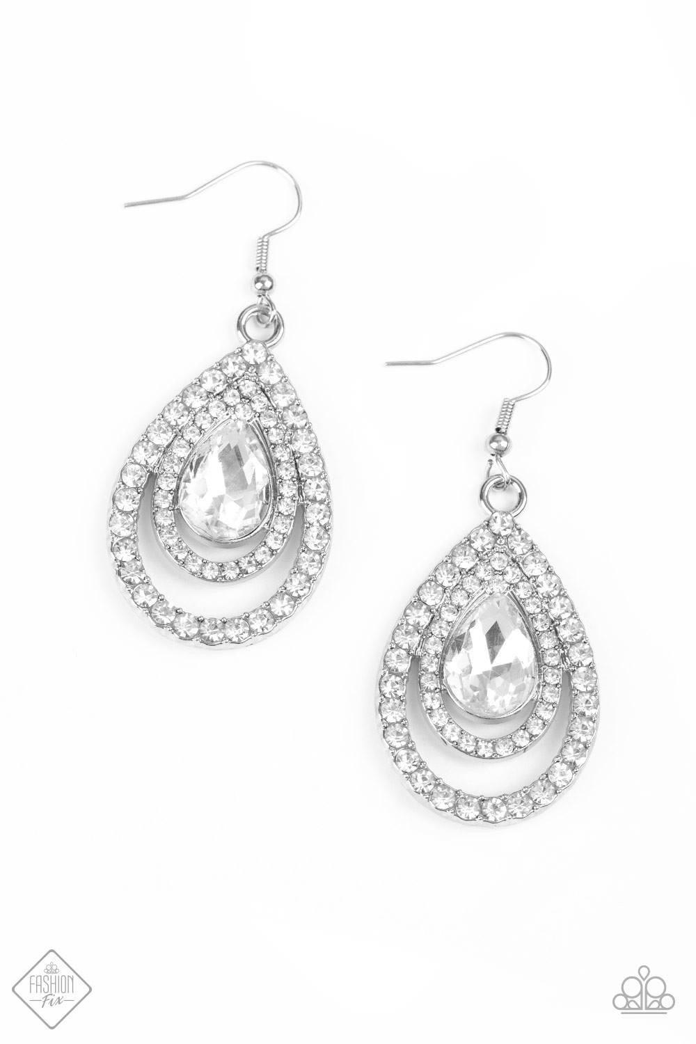 Paparazzi Accessories Fiercely 5th Avenue : FF July 2020 The styles featured in the Fiercely 5th Avenue collection are exactly what you would expect with a name like that: Sleek, classy, metallic designs that you’d find on the streets of New York. The acc