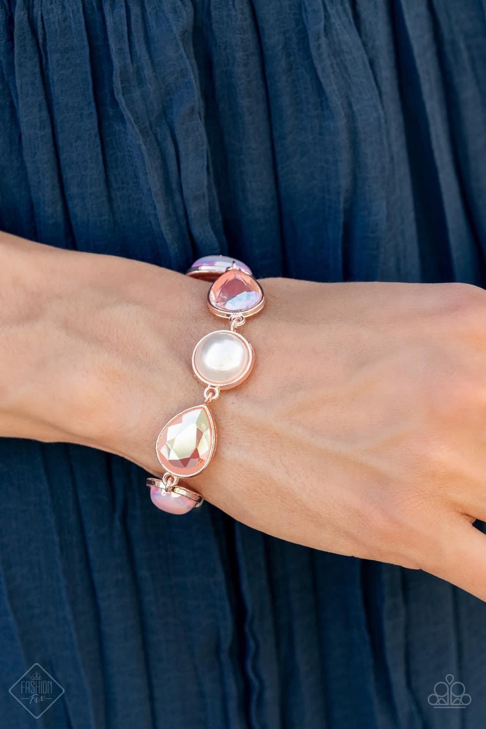 Paparazzi Accessories Glimpses of Malibu: FF September 2021 The Glimpses of Malibu collection was created with inspiration from the styles of Malibu, CA. Styles in this Trend Blend will feature fun, livable fashion with an upscale flavor. The color are us
