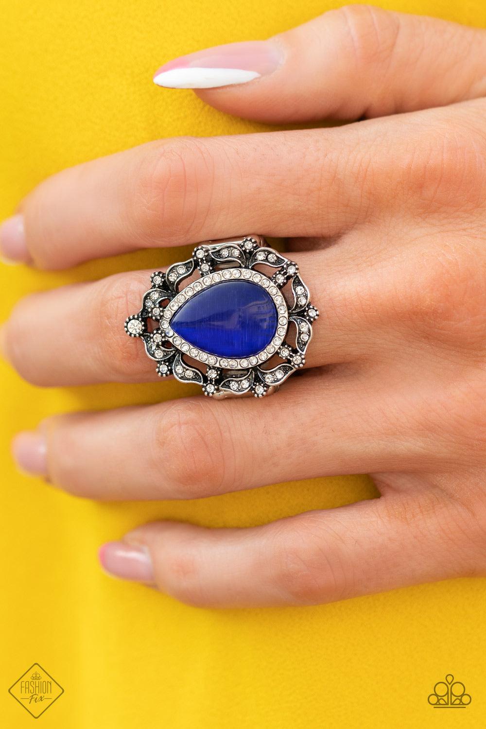 Paparazzi Accessories Glimpses of Malibu: FF November 2020 The Glimpses of Malibu collection was created with inspiration from the styles of Malibu, CA. Styles in this Trend Blend will feature fun, livable fashion with an upscale flavor. The color are usu