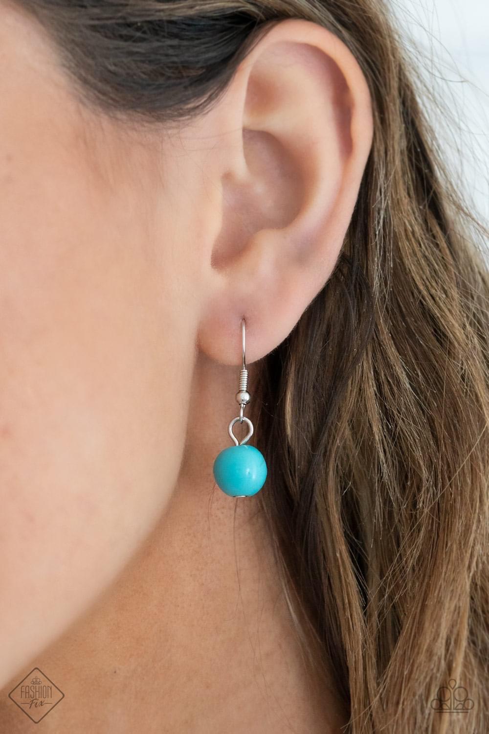 Paparazzi Accessories Simply Santa Fe: FF July 2020 Earthy, desert-inspired designs are what the Simply Santa Fe collection is all about. Natural stones, indigenous patterns, and vibrant colors of the Southwest are sprinkled throughout this trendy collect