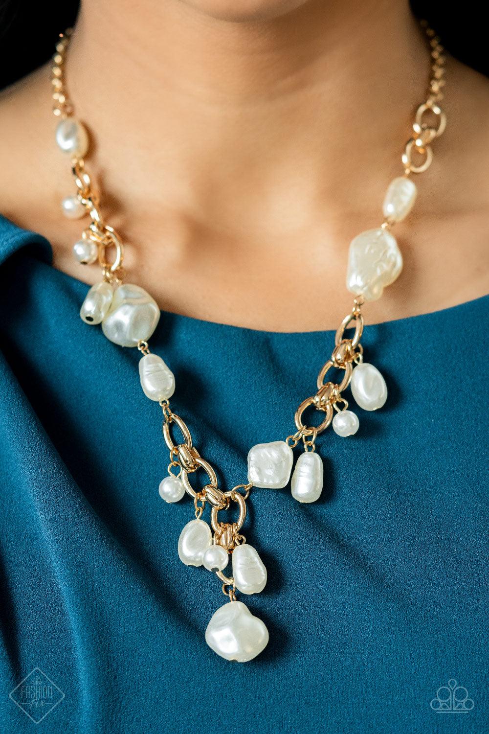 Paparazzi Accessories Fiercely 5th Avenue: FF June 2022 The styles featured in the Fiercely 5th Avenue collection are exactly what you would expect with a name like that: Sleek, classy, metallic designs that you’d find on the streets of New York. The acce