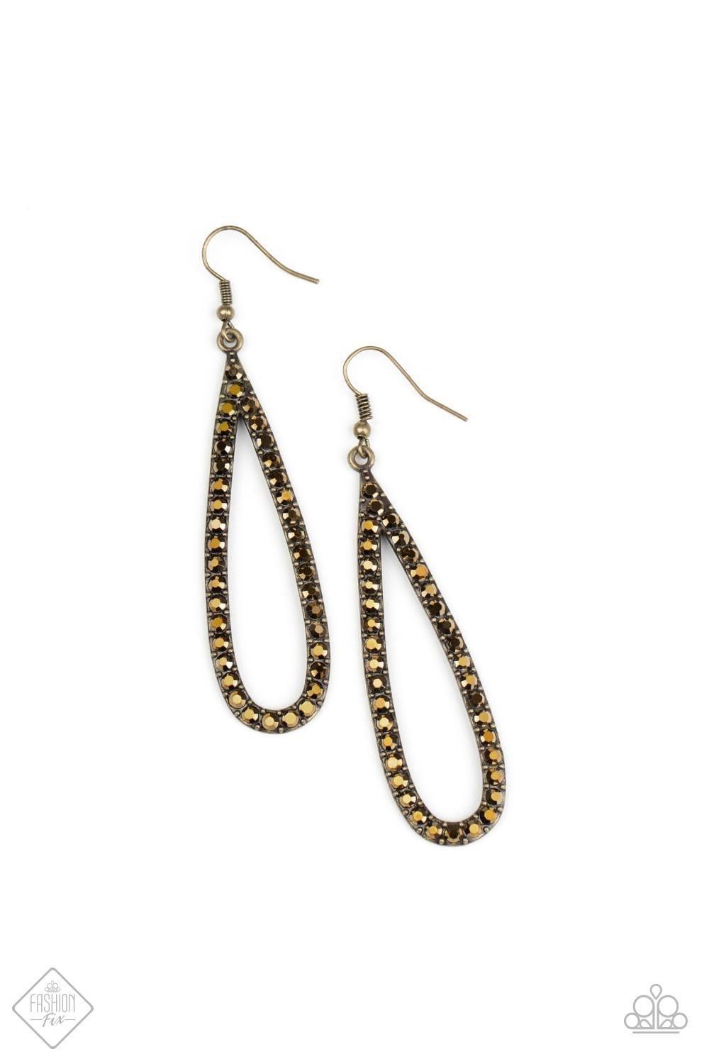 Paparazzi Accessories Magnificent Musings: FF August 2020 The Magnificent Mile in Chicago is where we pulled our inspiration for the Magnificent Musings collection. With a range of shopping venues, the Magnificent Mile is a hub for classic trends with urb