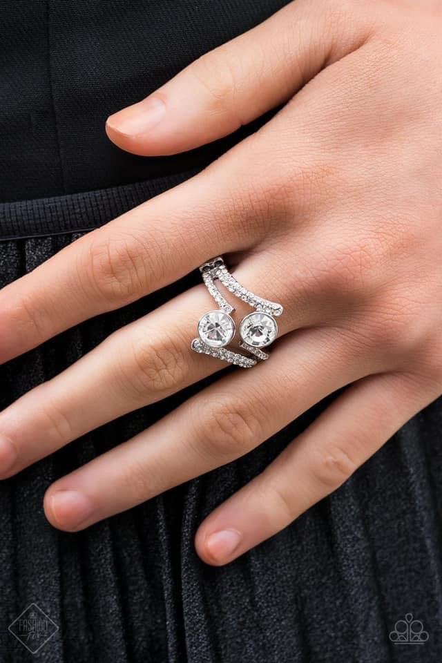 Paparazzi Accessories Fiercely 5th Avenue: FF May 2020 The styles featured in the Fiercely 5th Avenue collection are exactly what you would expect with a name like that: Sleek, classy, metallic designs that you’d find on the streets of New York. The acces