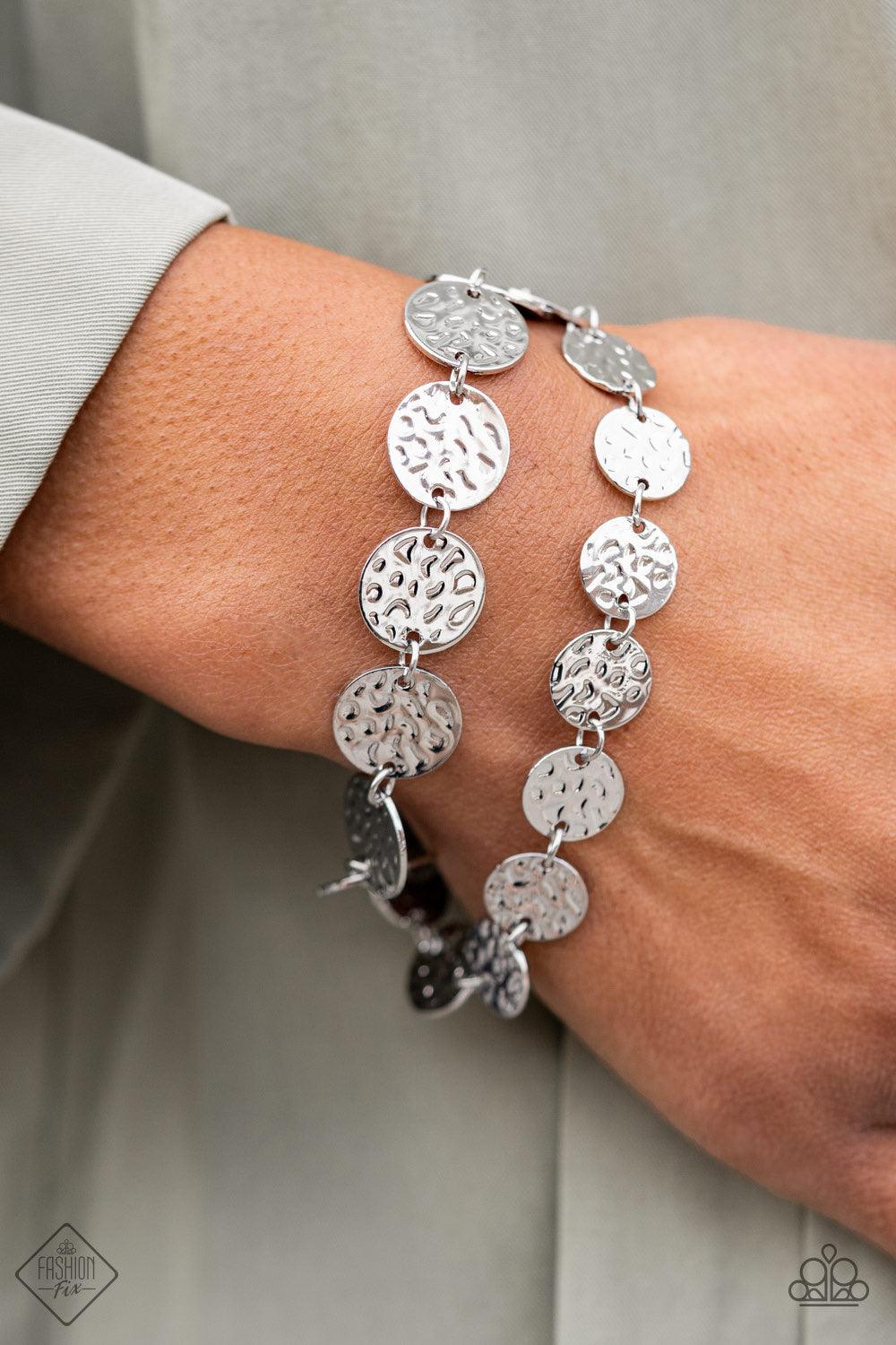 Paparazzi Accessories Magnificent Musings: February 2021 FF The Magnificent Mile in Chicago is where we pulled our inspiration for the Magnificent Musings collection. With a range of shopping venues, the Magnificent Mile is a hub for classic trends with u