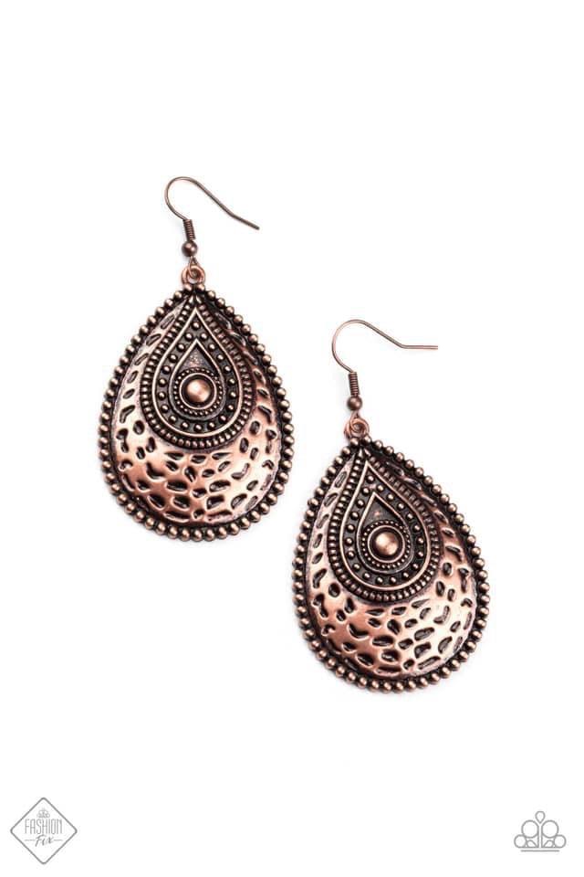Paparazzi Accessories Simply Santa Fe : FF November 2020 Earthy, desert-inspired designs are what the Simply Santa Fe collection is all about. Natural stones, indigenous patterns, and vibrant colors of the Southwest are sprinkled throughout this trendy co