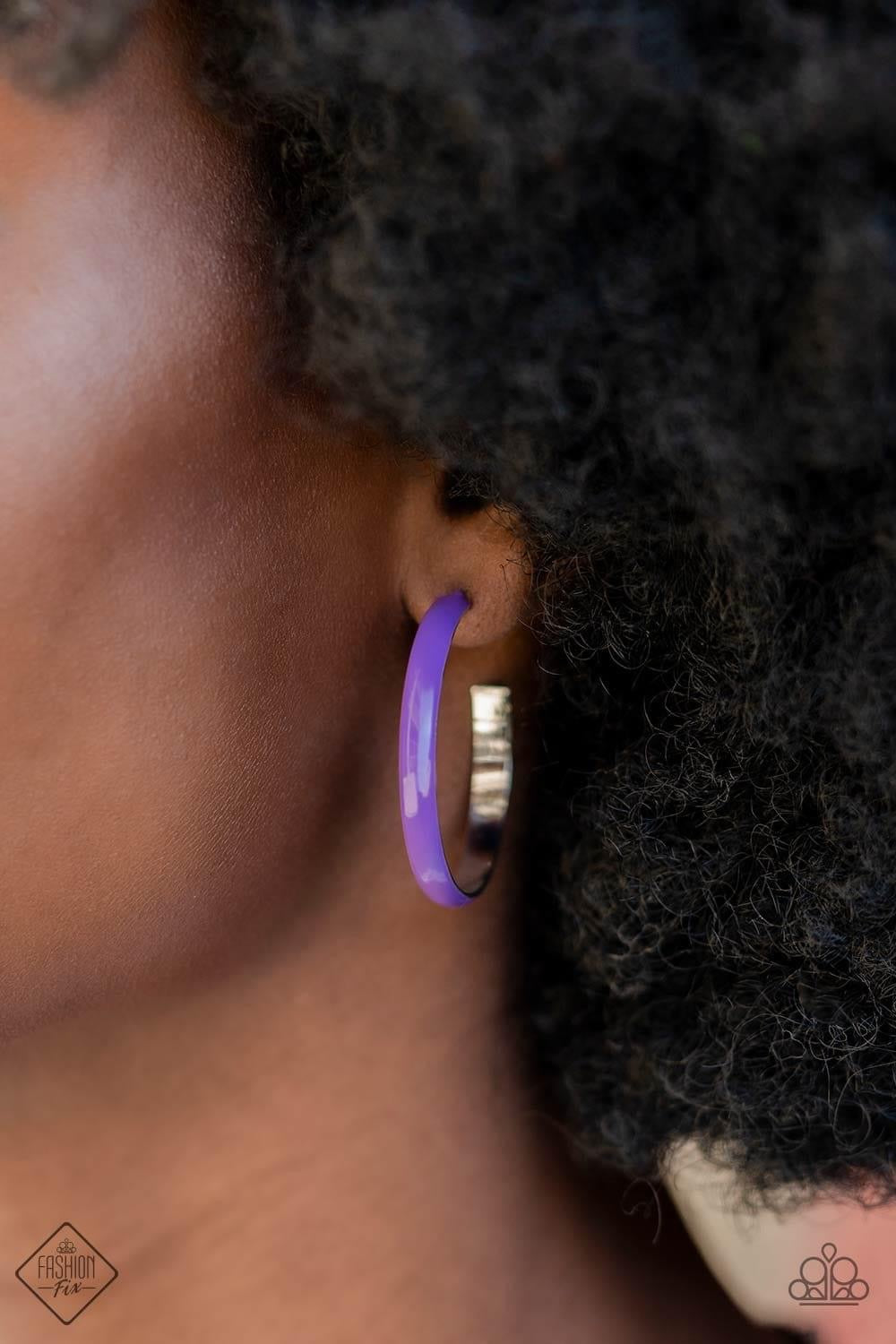 Paparazzi Accessories Sunset Sitings: FF December 2022 Fueled by abstract designs and funky combinations of the most daring trends, the Sunset Sightings Collection features audacious, outside-the-box fashion. Sunset Sightings fashionistas celebrate indivi