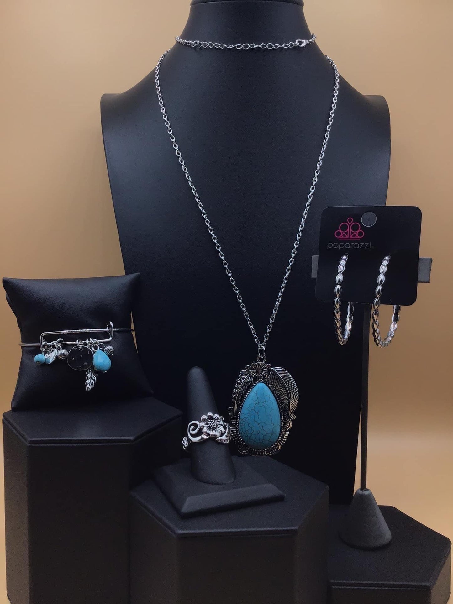 Paparazzi Accessories Simply Santa Fe: FF May 2021 Earthy, desert-inspired designs are what the Simply Santa Fe collection is all about. Natural stones, indigenous patterns, and vibrant colors of the Southwest are sprinkled throughout this trendy collecti