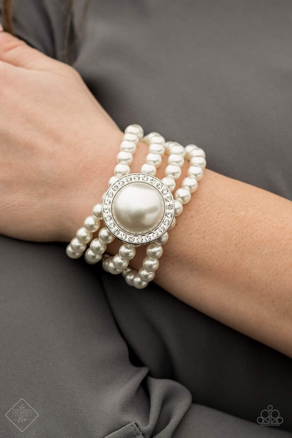 Paparazzi Accessories Fiercely 5th Avenue : FF April 2020 The styles featured in the Fiercely 5th Avenue collection are exactly what you would expect with a name like that: Sleek, classy, metallic designs that you’d find on the streets of New York. The ac